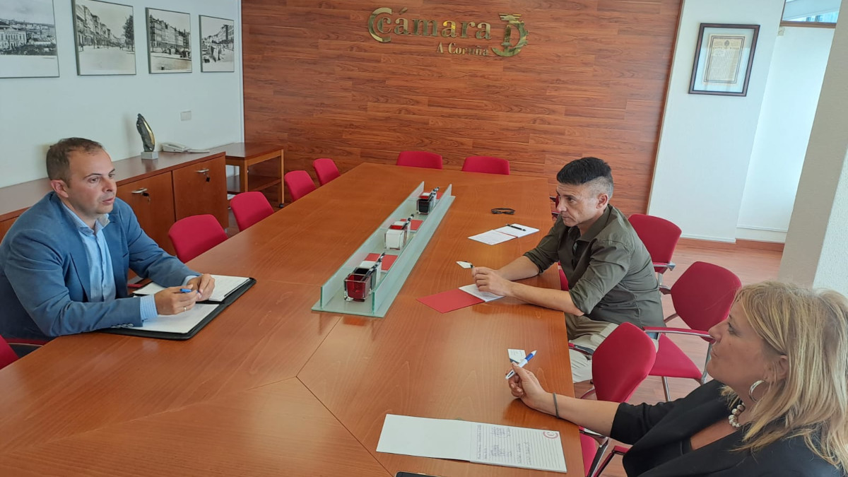 Nueva colaboración entre Suelo Empresarial del Atlántico y la OPTI de la Cámara de A Coruña para atraer nuevas empresas a Galicia