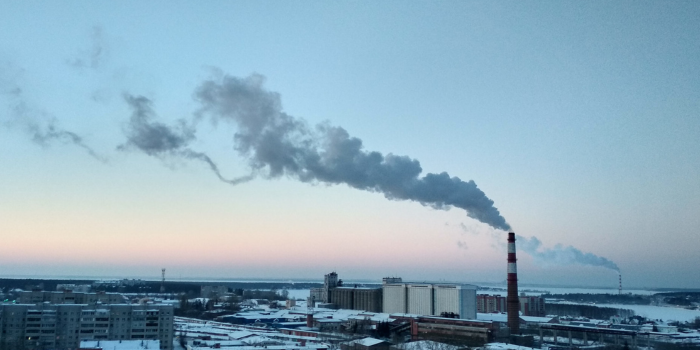 Un solvente industrial usado durante décadas, se vincula con mayor riesgo de párkinson según un estudio publicado en la revista Neurology