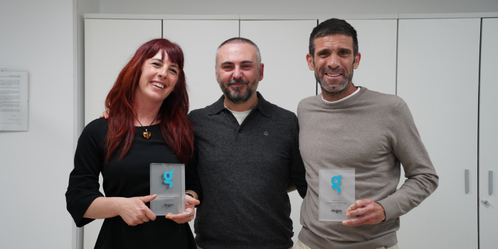 La comunidad Degén nombra a dos nuevos embajadores en un encuentro lleno de emoción