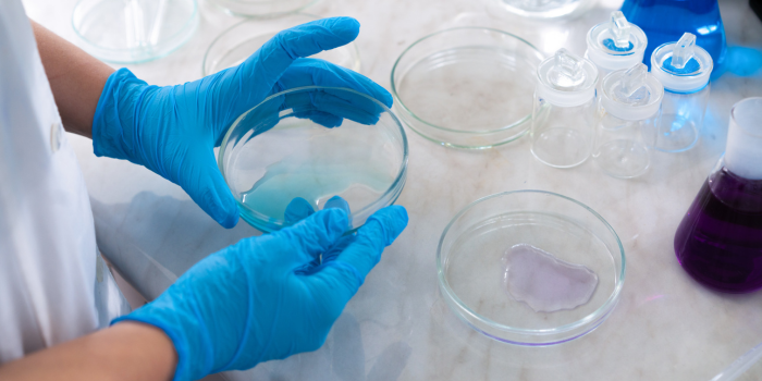 Las asociaciones de párkinson de Málaga impulsan un crowdfunding para avanzar en la investigación