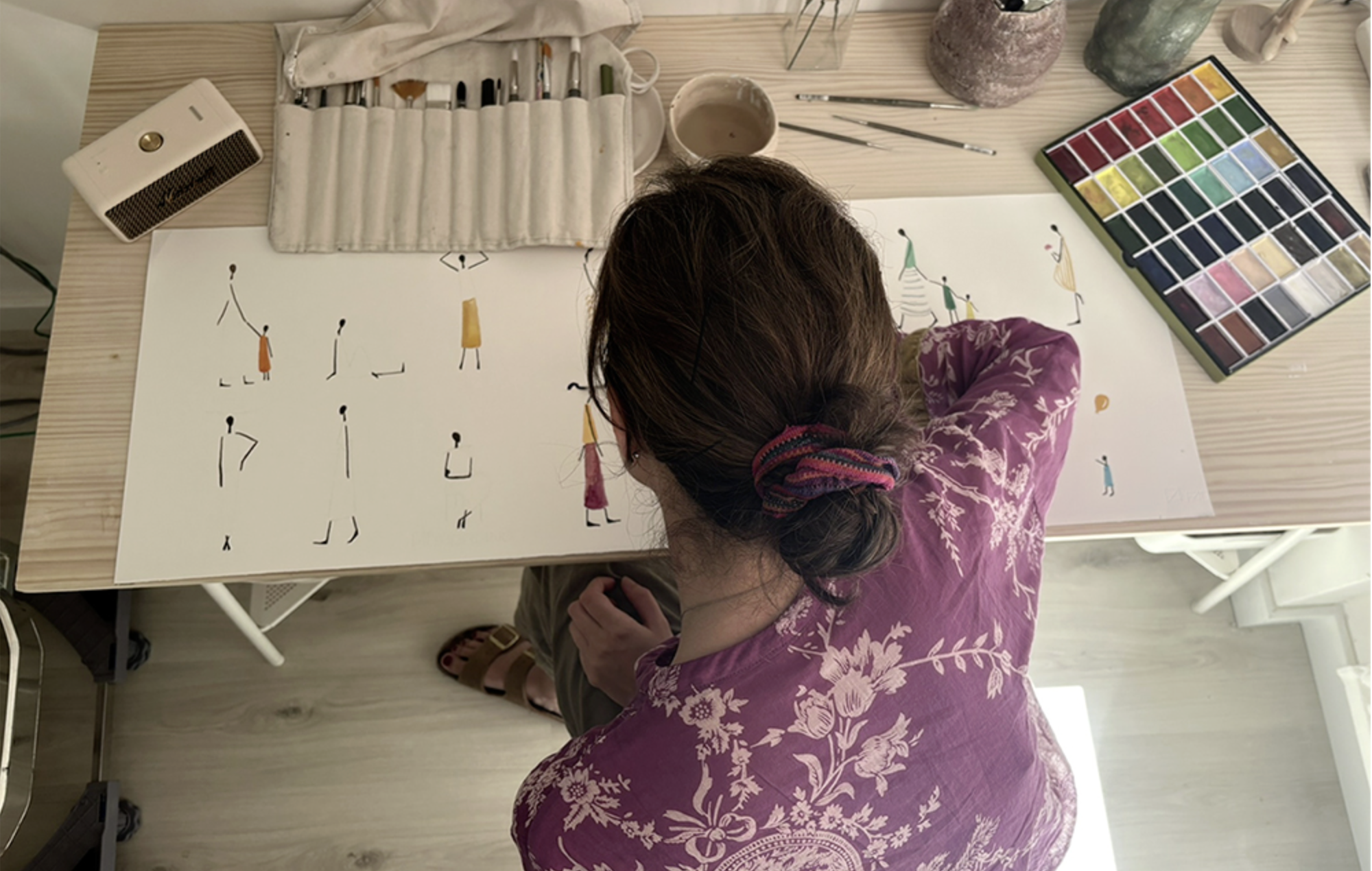 Hablar a través de un pincel: taller gratuito de acuarela con Makaria