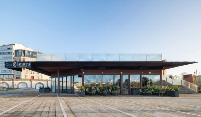 El Puerto de A Coruña aprueba la concesión a la Cámara de Comercio de los locales anexos al Club Noroeste, en O Parrote