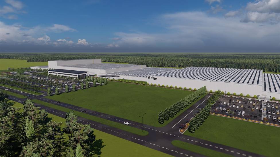 La Cámara de Comercio de Cáceres celebra la primera piedra de la gigafactoría de baterías de Navalmoral de la Mata