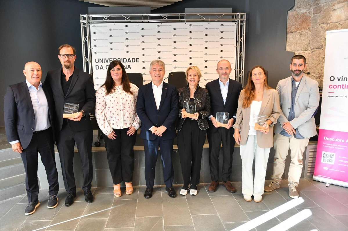 JIM GRAÑA Y SOFÍA TORO RECONOCIDOS EN LA PRIMERA EDICIÓN DE LOS PREMIOS ALUMNI UDC
