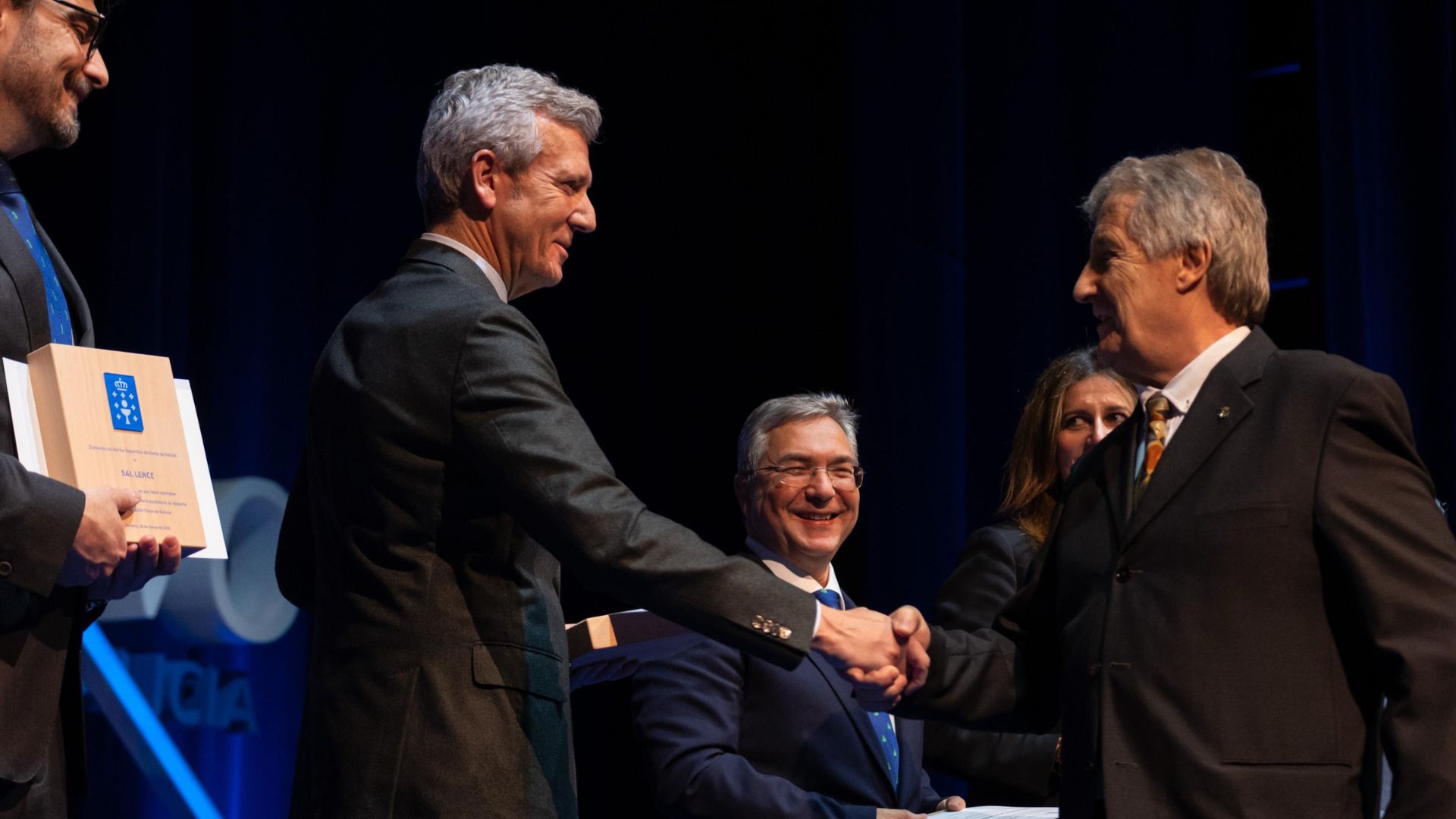 Reconocimiento especial para Rocky Álvarez.