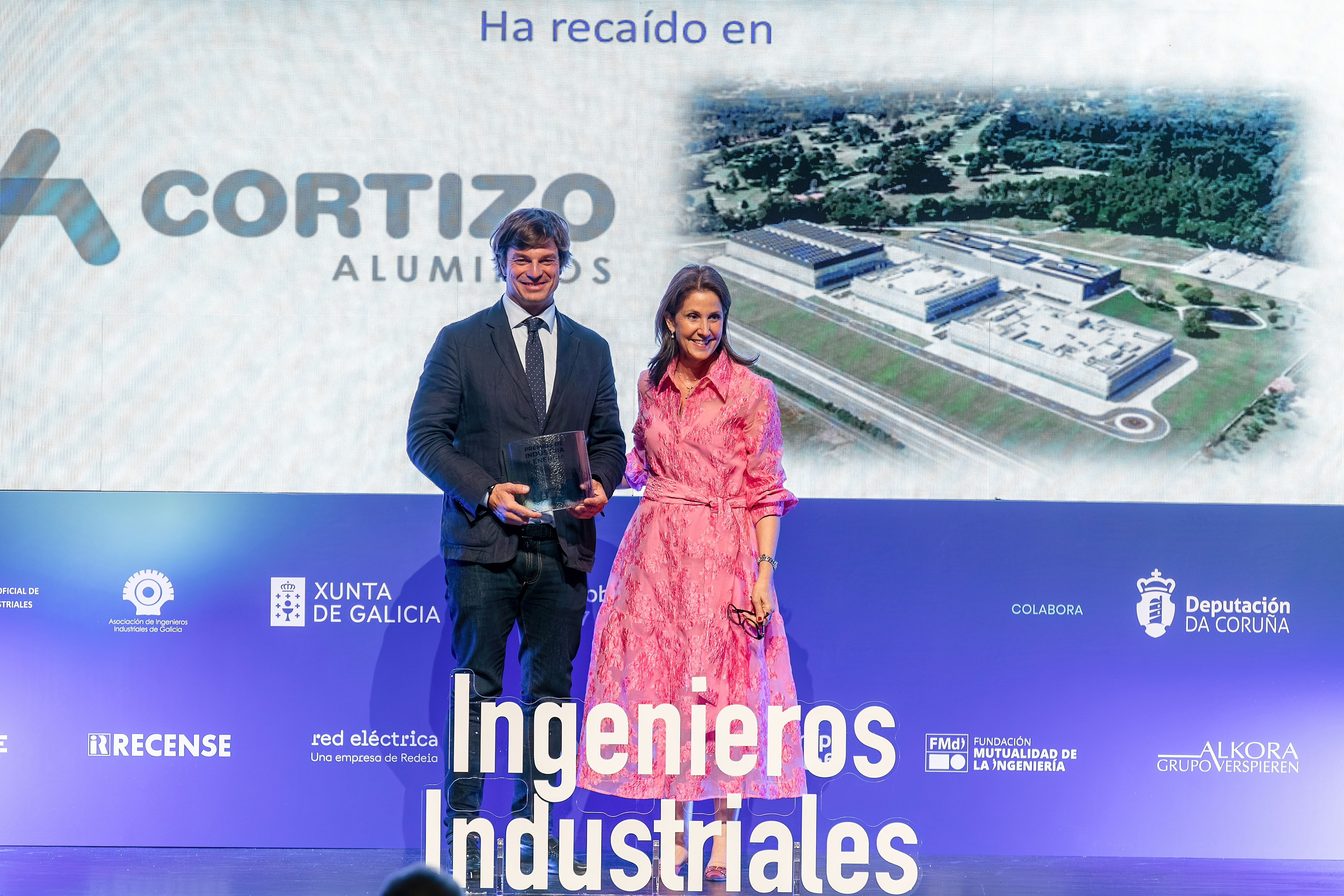 Entrevista a Pablo Martínez, Director de la Red de Arquitectura e Ingeniería de Proximidad de ALUMINIOS CORTIZO, tras recibir el Premio de Innovación Industrial.