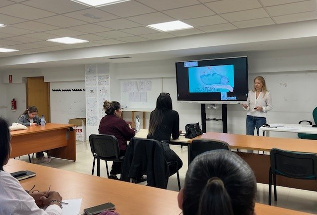 LA CÁMARA DE COMERCIO DE SANTIAGO IMPULSA EL EMPRENDIMIENTO EN EL CENTRO DE FORMACIÓN DE AMES