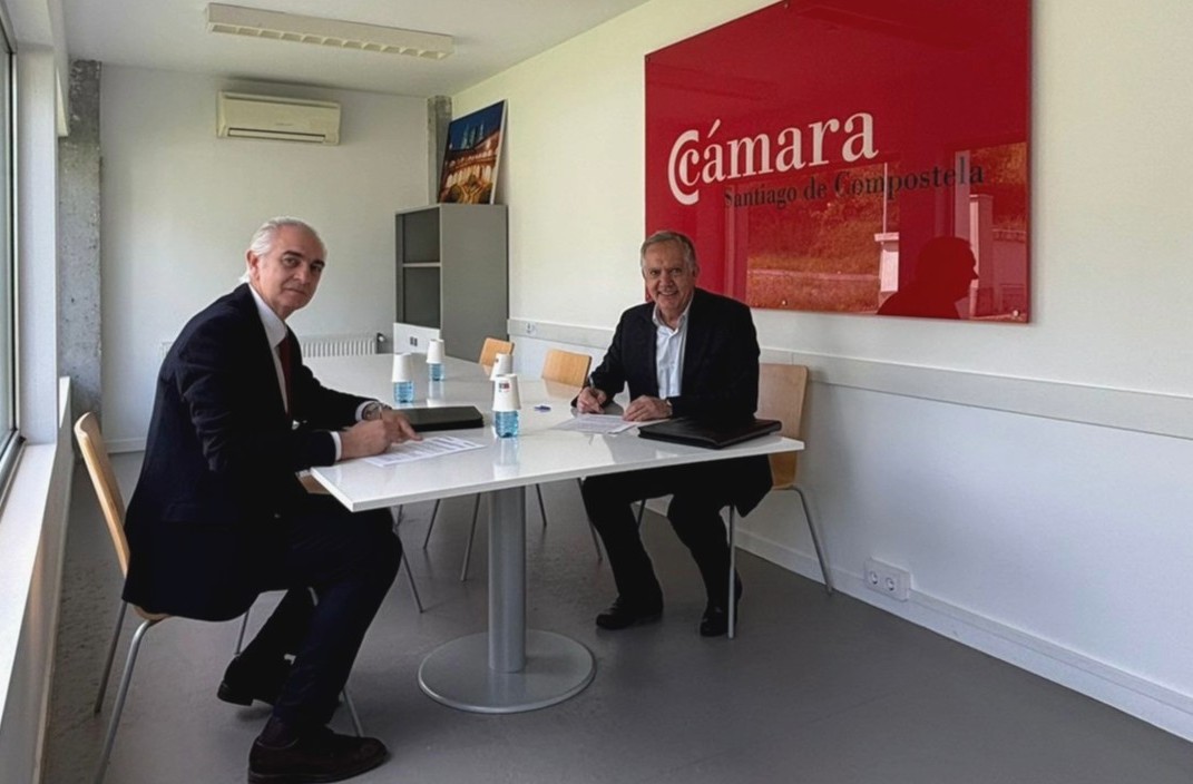 LA CÁMARA DE COMERCIO DE SANTIAGO Y ABANCA RENUEVAN SU CONVENIO DE COLABORACIÓN PARA MEJORAR LA COMPETITIVIDAD DE LAS EMPRESAS DE LA DEMARCACIÓN CAMERAL